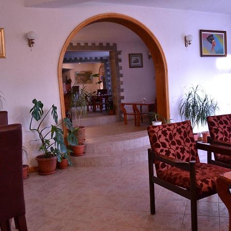 Family Hotel Silver Smoljan Exterior foto