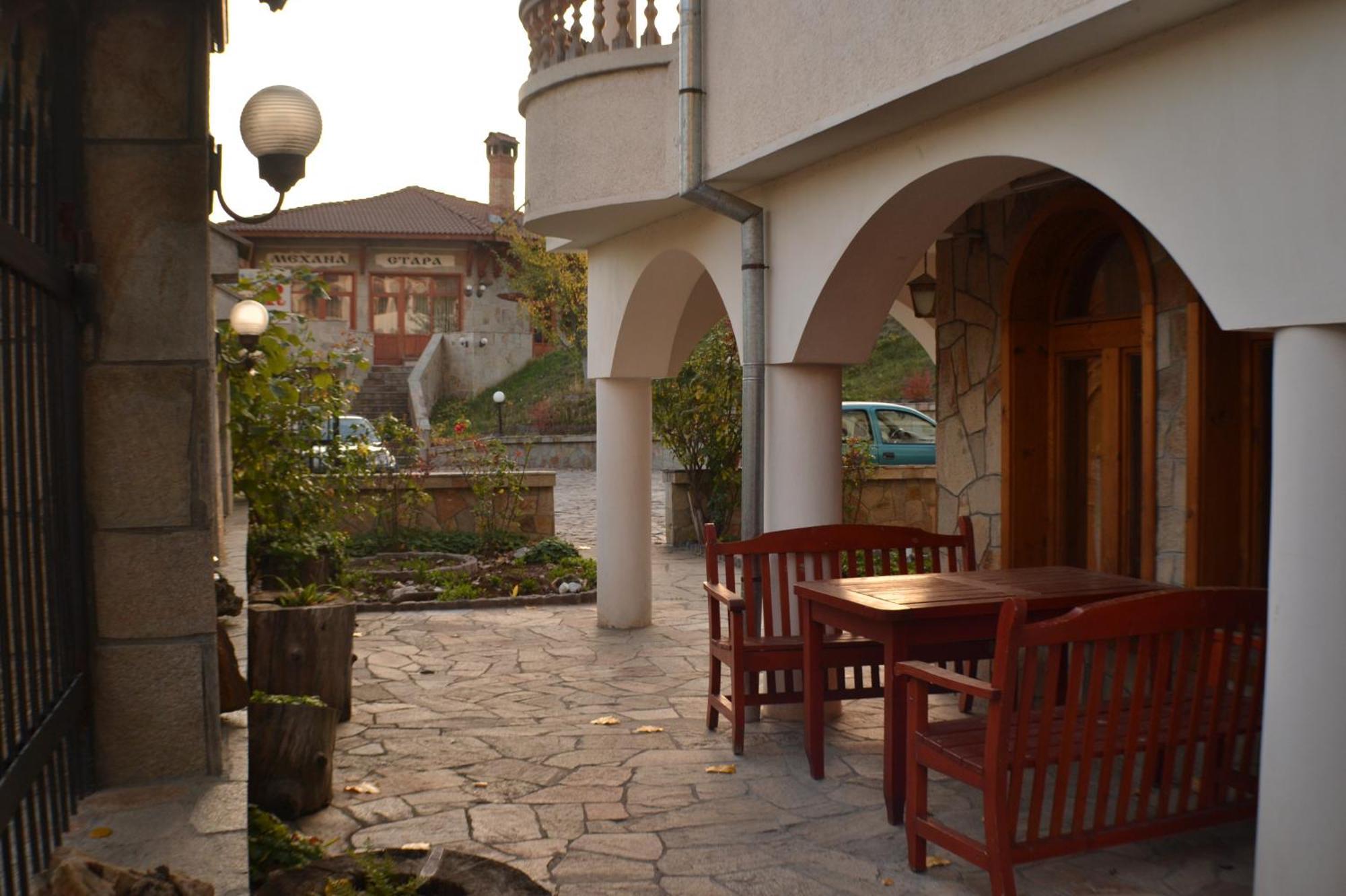 Family Hotel Silver Smoljan Exterior foto