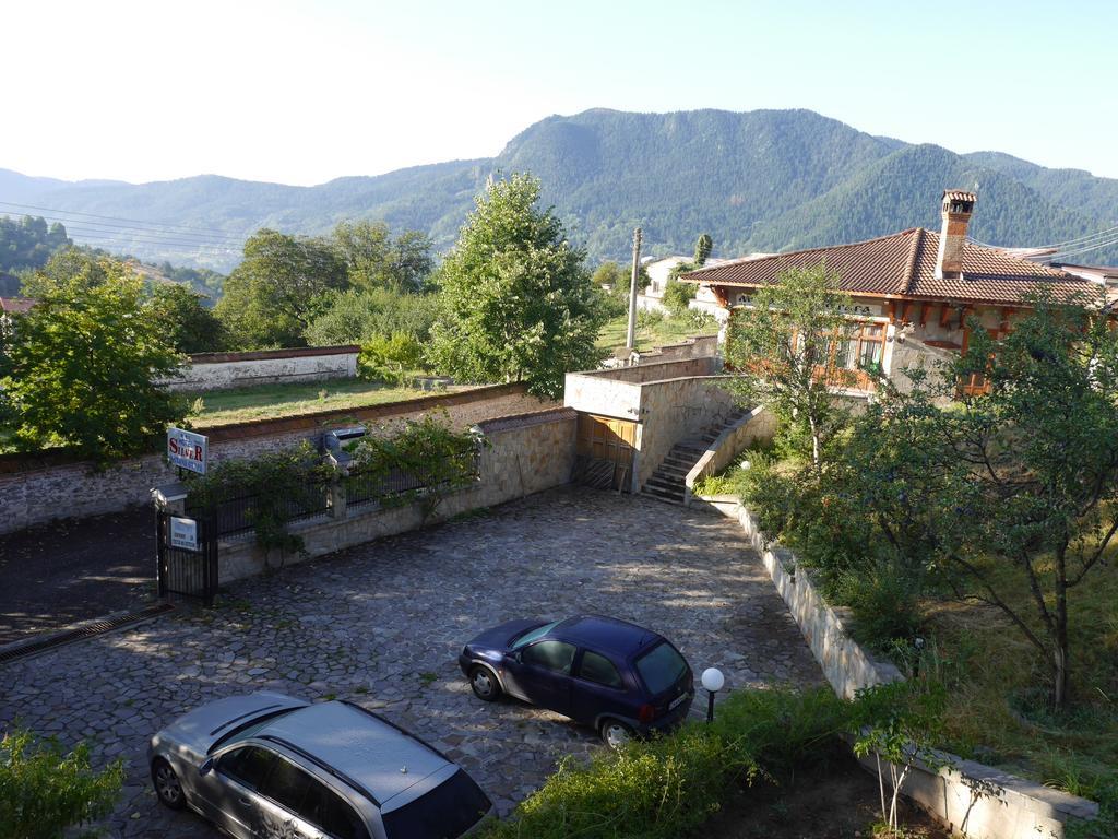 Family Hotel Silver Smoljan Exterior foto